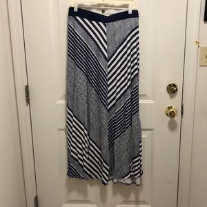 Maxi blue and white striped skirt
